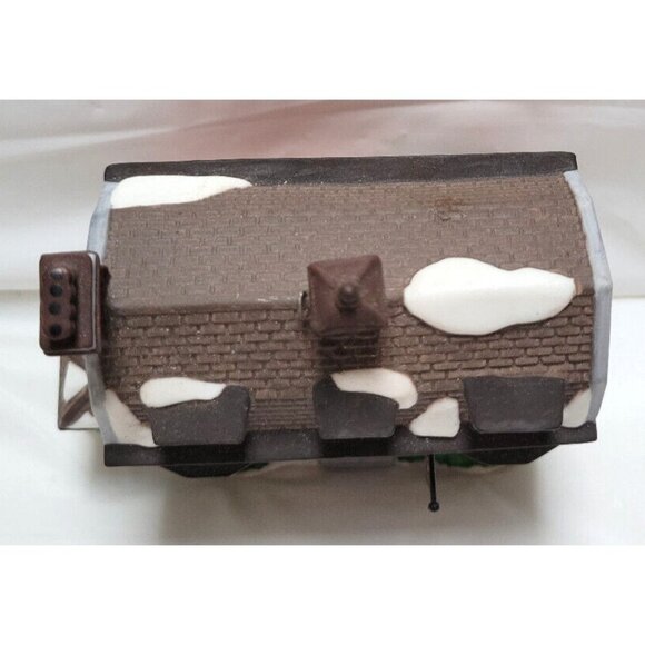 Dept 56 Charles Dickens 1997 Collectors Edition Ornament GAD'S HILL PLACE - Picture 6 of 13